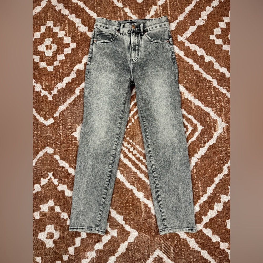 Express grey stone wash mom jean super high rise NWOT size 2